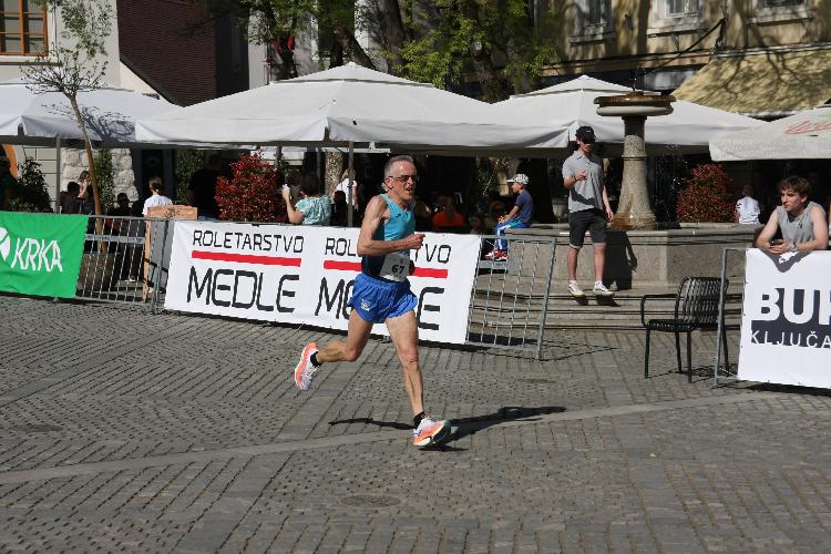 101712848881IMG_3371.JPG-nm-tek.si