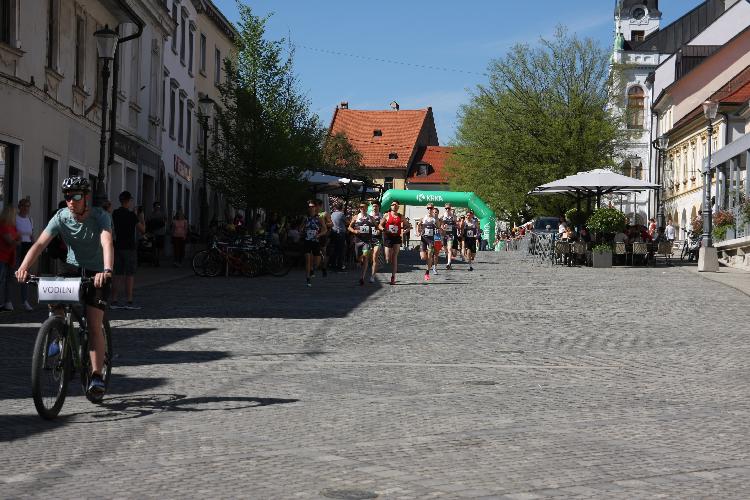 111712844377IMG_3214.JPG-nm-tek.si