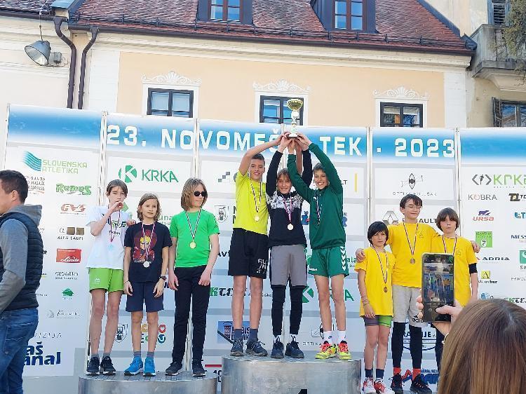 2168124215220230410_165121.jpg-nm-tek.si