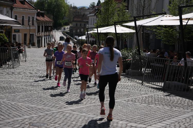 21712841863IMG_3058.JPG-nm-tek.si