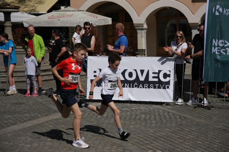 21712843511IMG_3122.JPG-nm-tek.si