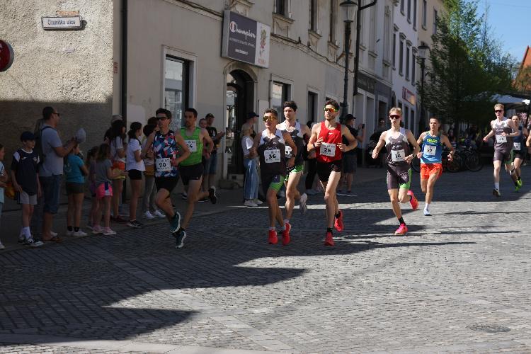 21712844459IMG_3218.JPG-nm-tek.si