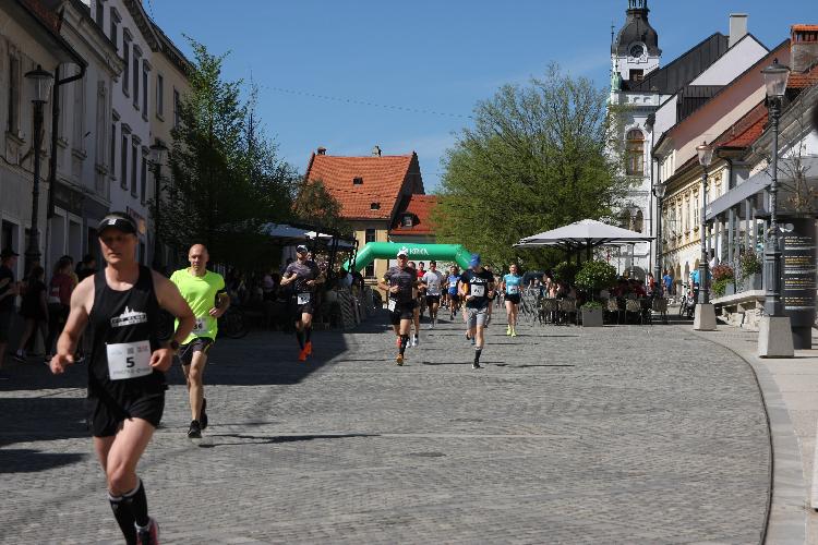 21712846042IMG_3229.JPG-nm-tek.si