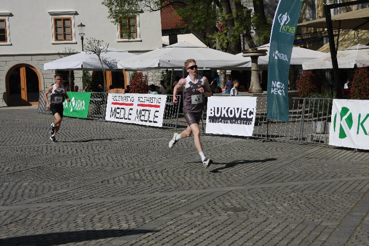 21712848539IMG_3326.JPG-nm-tek.si