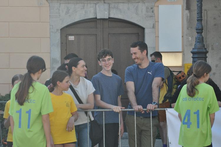 21744377632DSC_6342.JPG-nm-tek.si