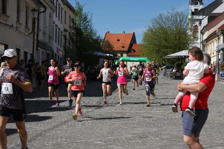 31712847432IMG_3243.JPG-nm-tek.si