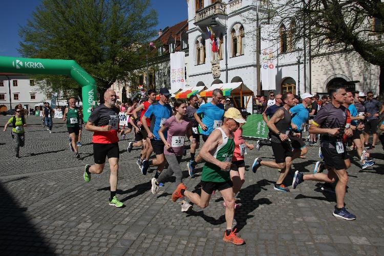 41712844376IMG_3207.JPG-nm-tek.si