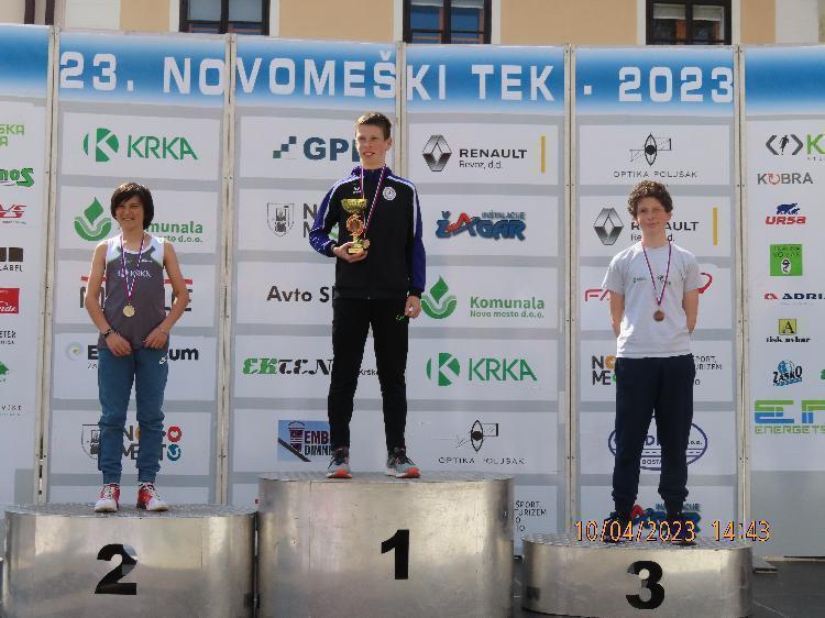 51681240426IMG_2622.JPG-nm-tek.si