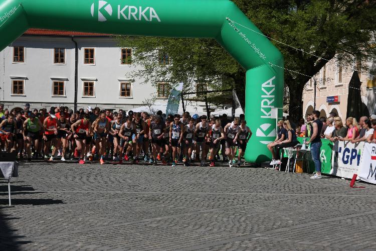 61712844275IMG_3197.JPG-nm-tek.si