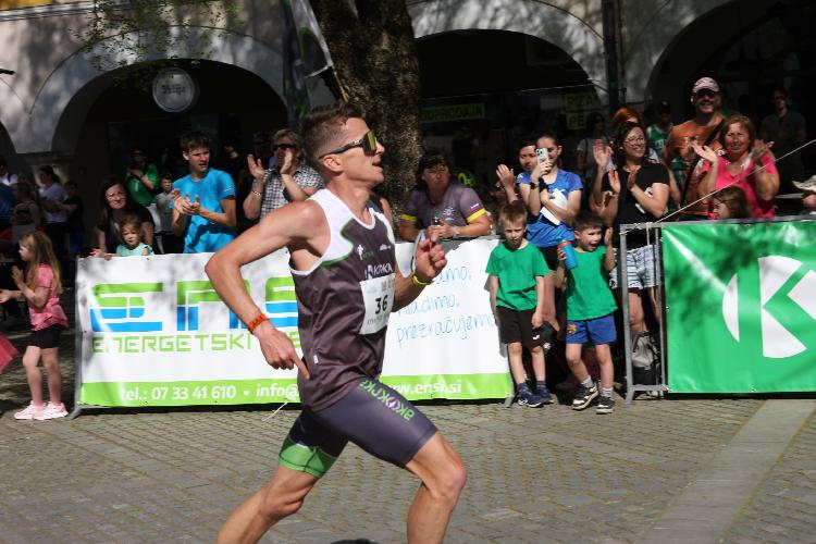 61712848317IMG_3306.JPG-nm-tek.si