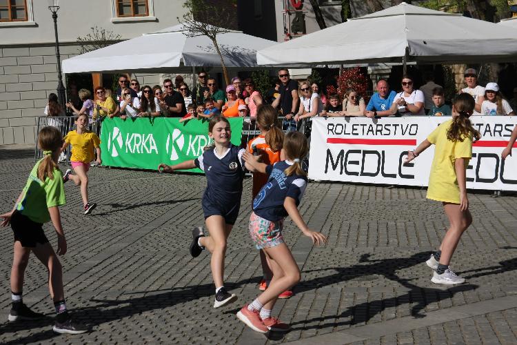 71712849070IMG_3392.JPG-nm-tek.si