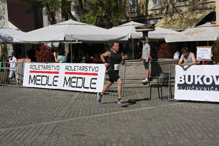 91712848881IMG_3370.JPG-nm-tek.si